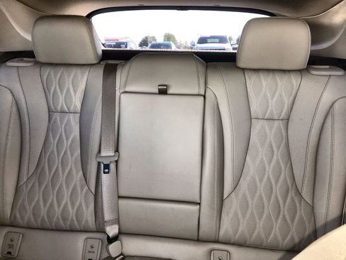 Used 2023 Buick Envision Avenir image 23