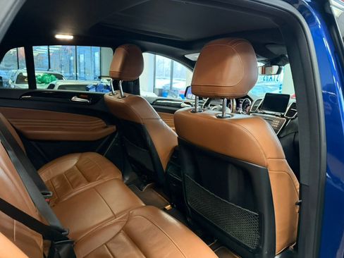 Used 2017 Mercedes-Benz GLE 43 AMG 4MATIC Coupe w/ Parking Assist Package image 37