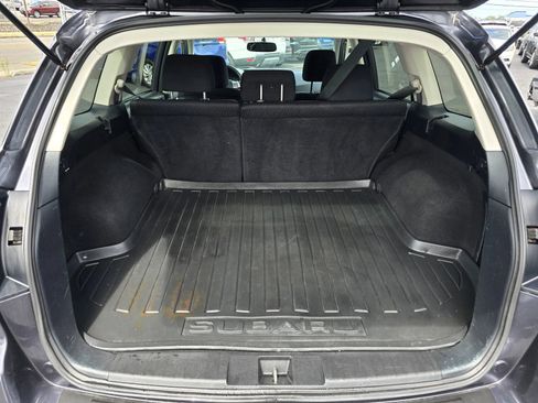 Used 2012 Subaru Outback 2.5i Premium AWD/4WD image 15