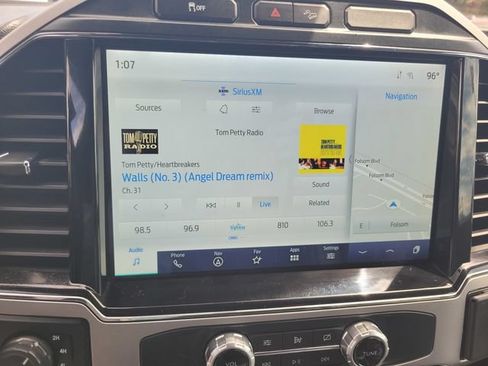 Certified 2022 Ford F250 Lariat w/ Black Appearance Package AWD/4WD image 23