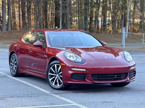 Used 2016 Porsche Panamera Edition image 3
