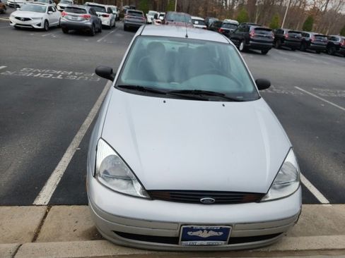 Used 2002 Ford Focus SE image 4