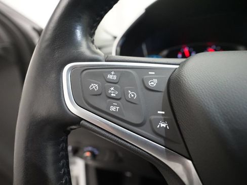 Used 2022 Chevrolet Equinox LT FWD image 18