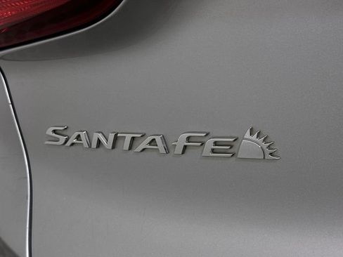 Used 2020 Hyundai Santa Fe SEL FWD image 32