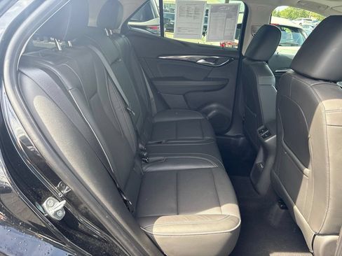 Used 2021 Buick Envision Essence w/ Technology Package I FWD image 11