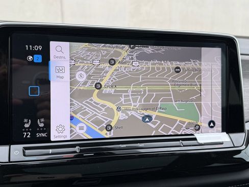 Used 2025 Volkswagen Atlas SEL Premium R-Line image 10