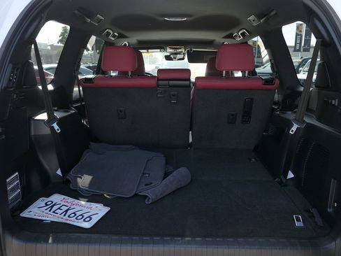 Used 2023 Lexus GX 460 Premium image 22