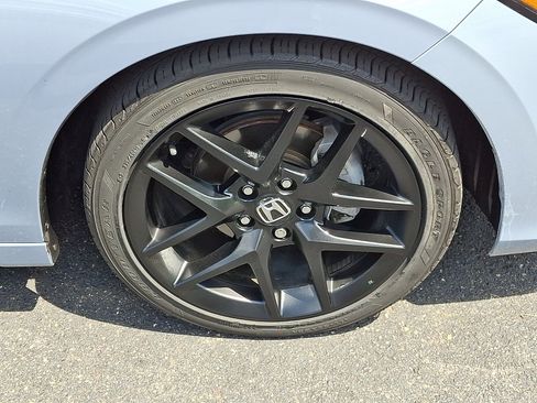 Used 2024 Honda Civic Sport image 8