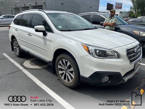 Used 2017 Subaru Outback 3.6R Touring AWD/4WD image 1
