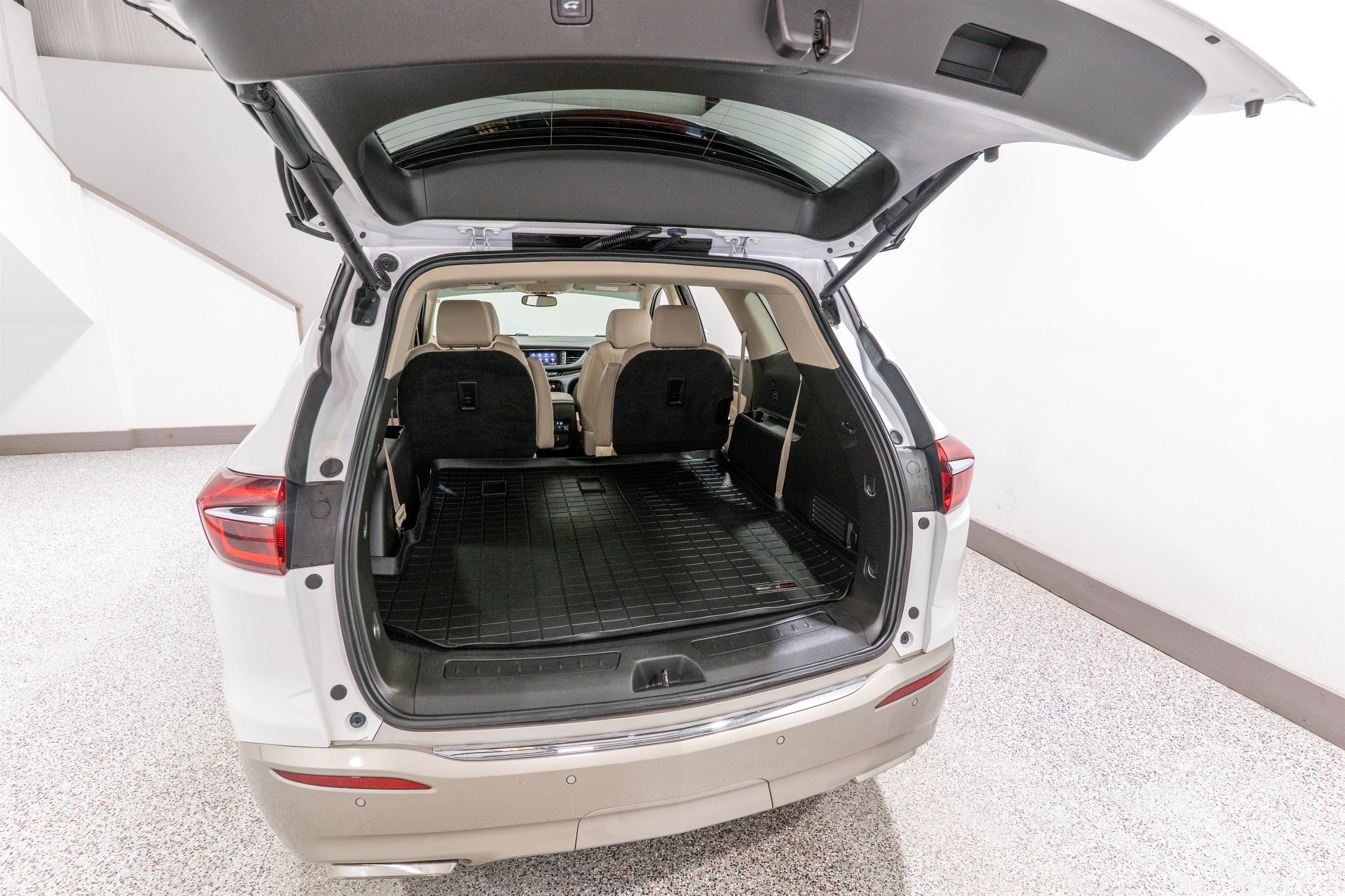 Used 2020 Buick Enclave Essence AWD/4WD image 33