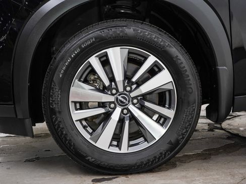 Used 2024 Nissan Pathfinder SL AWD/4WD image 30