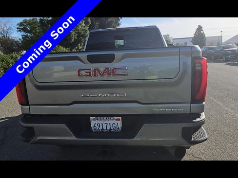 Used 2024 GMC Sierra 2500 Denali w/ Denali Reserve Package image 2