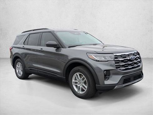 New 2026 Ford Explorer Active image 7