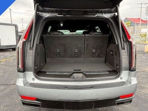 Used 2023 Cadillac Escalade Sport Platinum w/ LPO, ONYX Package image 22