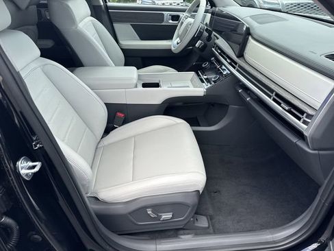 New 2026 Hyundai Santa Fe Limited FWD image 13