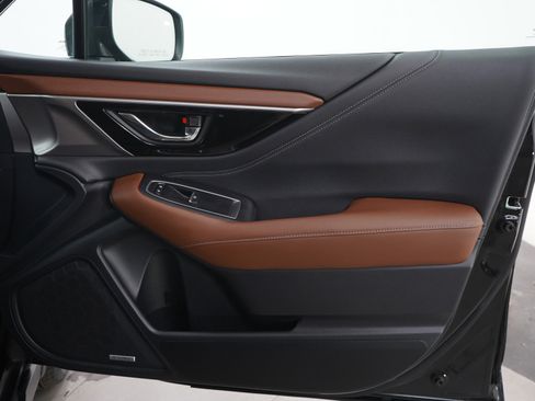 Used 2021 Subaru Outback Touring XT image 13