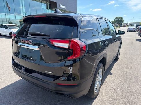 Used 2024 GMC Terrain SLE AWD/4WD image 6