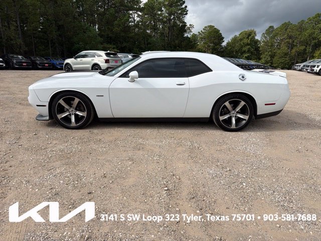 Used 2019 Dodge Challenger R/T w/ Driver Convenience Group RWD image 6