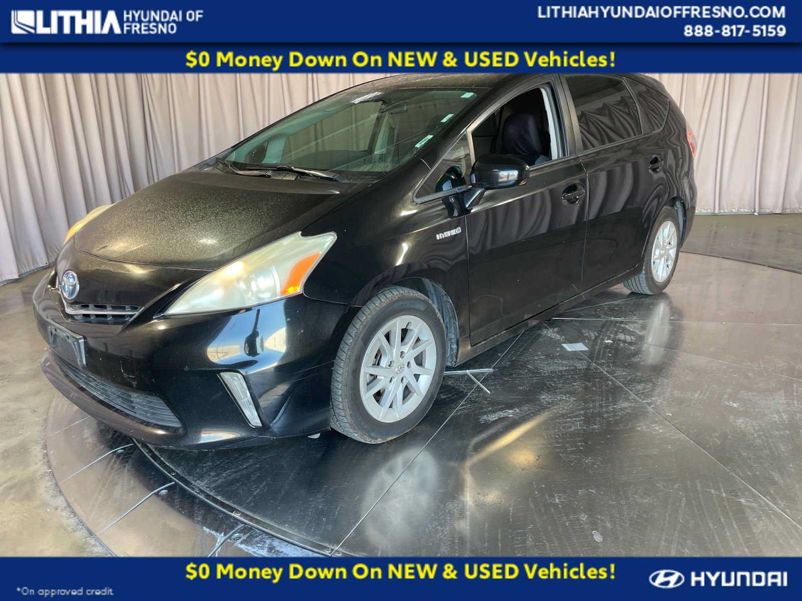 Used 2012 Toyota Prius V Three w/ Preferred Accessory Pkg FWD image 1