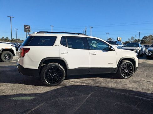 Certified 2023 GMC Acadia SLT w/ Elevation Edition image 8