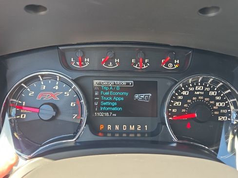 Used 2014 Ford F150 FX4 w/ Equipment Group 402A Luxury AWD/4WD image 20