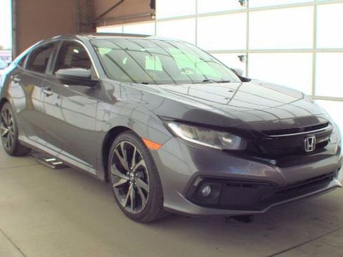 Used 2021 Honda Civic Sport image 2