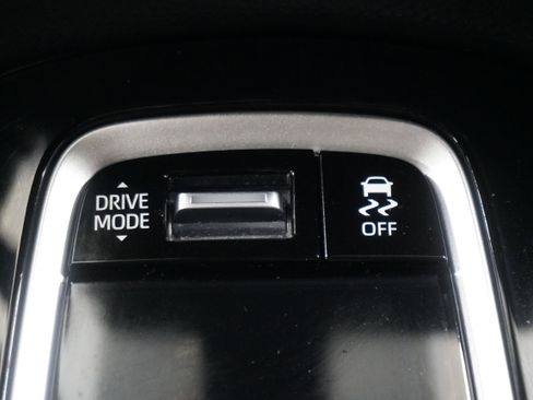 Used 2024 Toyota Corolla SE image 20