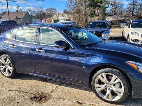 Used 2015 INFINITI Q70 3.7 w/ Technology Package image 5