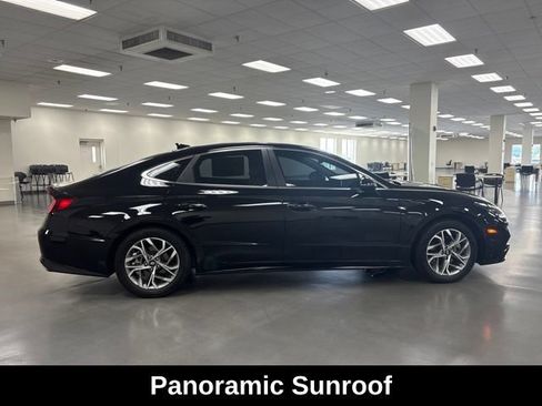 Used 2023 Hyundai Sonata SEL w/ Convenience Package FWD image 8