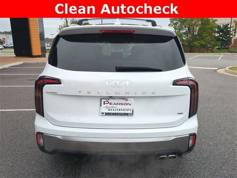 Used 2024 Kia Telluride EX image 5