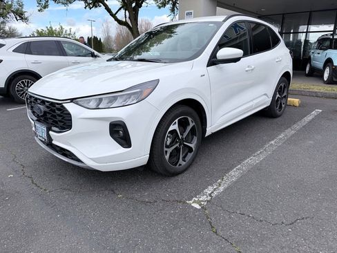 Certified 2023 Ford Escape ST-Line Select w/ Tech Pack #2 AWD/4WD image 1