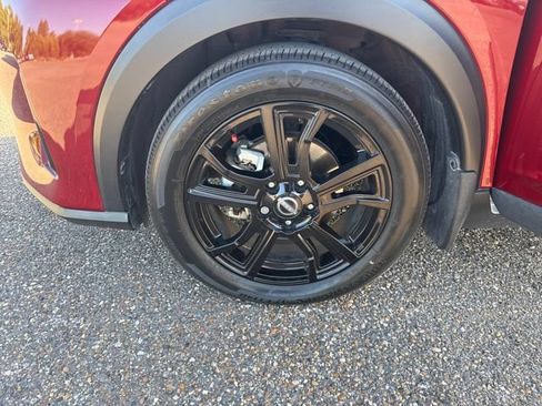 Certified 2024 Nissan Kicks SR w/ SR Premium Package FWD image 26