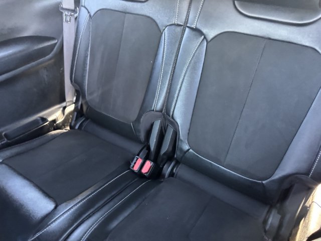 Used 2023 Jeep Grand Cherokee L Laredo AWD/4WD image 18