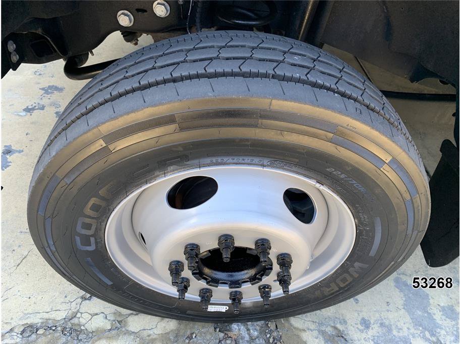 Used 2018 Ford F550 2WD Crew Cab Super Duty image 17
