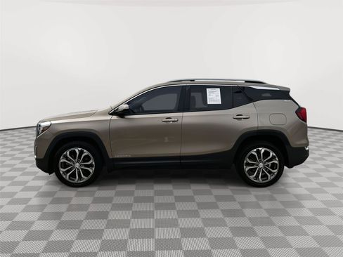 Used 2018 GMC Terrain SLT w/ Preferred Package AWD/4WD image 3