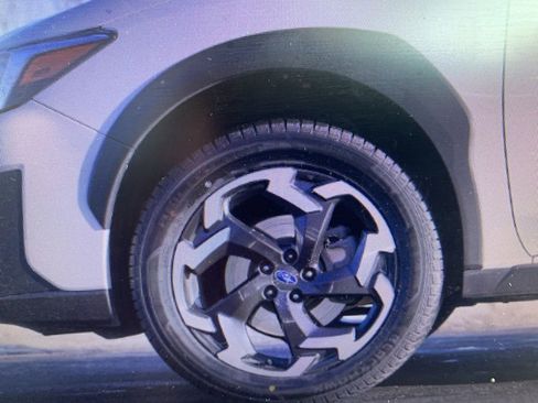 Used 2021 Subaru Crosstrek 2.5i Limited w/ Moonroof Package 1 image 6