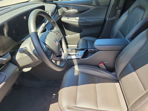 Used 2024 Buick Envista Sport Touring FWD image 45