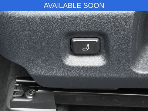 Used 2024 Toyota Tacoma TRD Off-Road AWD/4WD image 10