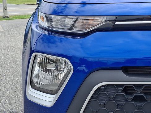 Certified 2021 Kia Soul X-Line FWD image 9