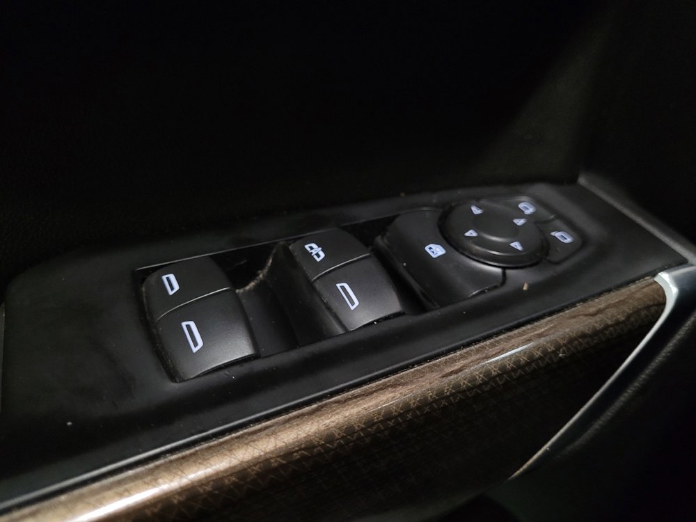 Used 2019 Chevrolet Silverado 1500 LT w/ All-Star Edition AWD/4WD image 27