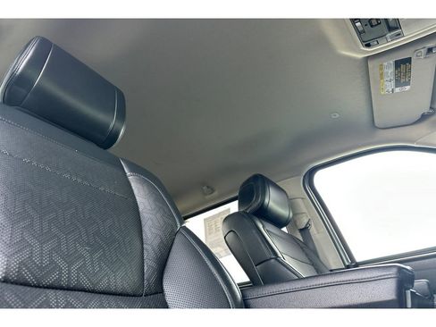 Used 2024 Toyota Tundra Limited AWD/4WD image 18