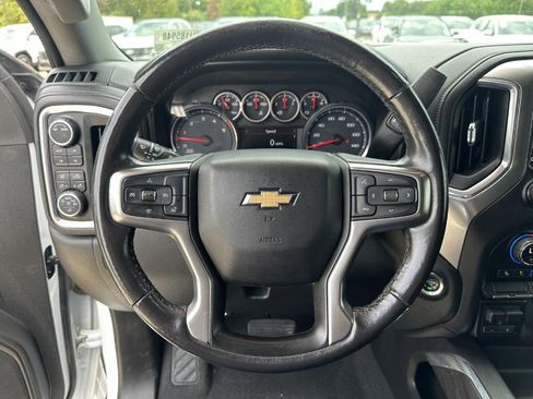 Used 2020 Chevrolet Silverado 2500 LTZ w/ LTZ Convenience Package image 15