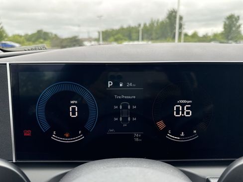 Used 2026 Hyundai Santa Cruz SE image 18