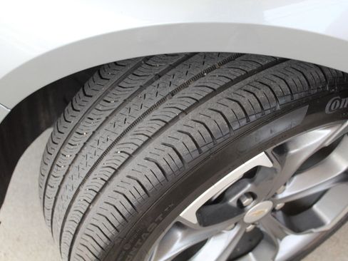 Used 2024 Chevrolet Malibu LT image 52