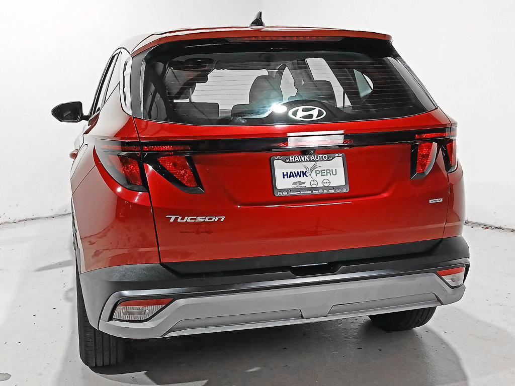 Used 2025 Hyundai Tucson SE AWD/4WD image 5