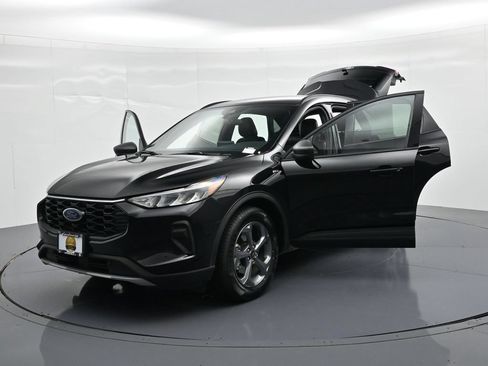 Certified 2025 Ford Escape ST-Line FWD image 28