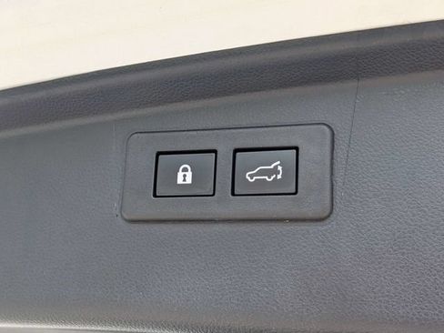 Used 2022 Subaru Outback Limited AWD/4WD image 15