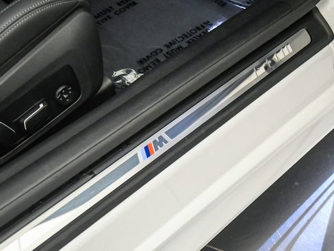 Used 2025 BMW M440i Coupe w/ Premium Package RWD image 20