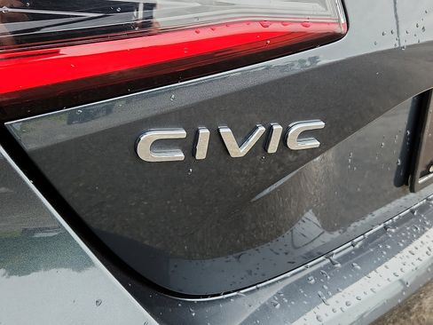 Used 2024 Honda Civic EX-L image 31