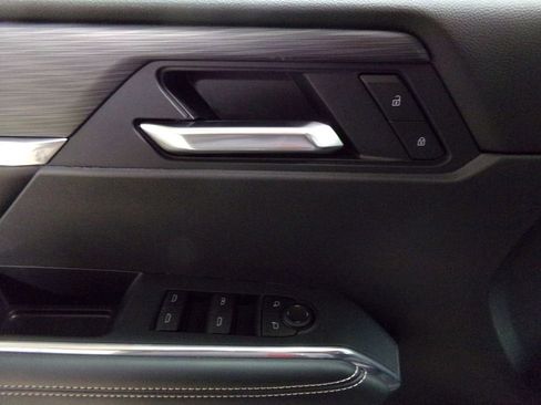 New 2026 GMC Acadia Elevation w/ Elevation Premium Package image 17